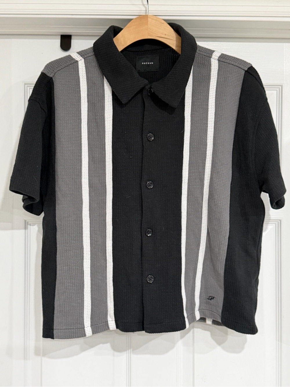 PacSun Black, Gray & White Vertical Stripe Button-Up Shirt